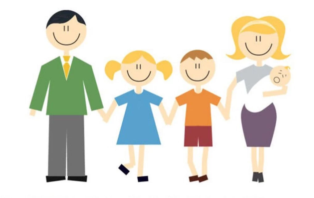 Na białym tle widnieje rodzina, z lewej strony uśmiechnięty ojciec, włosy krótkie koloru czarnego, ubrany w marynarkę koloru zielonego, białą koszulę i żółty krawat, spodnie koloru popielatego, czarne buty. Następnie ojciec trzyma za rękę uśmiechniętą cór